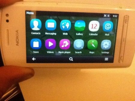 Nokia-N5-Symbian-Anna
